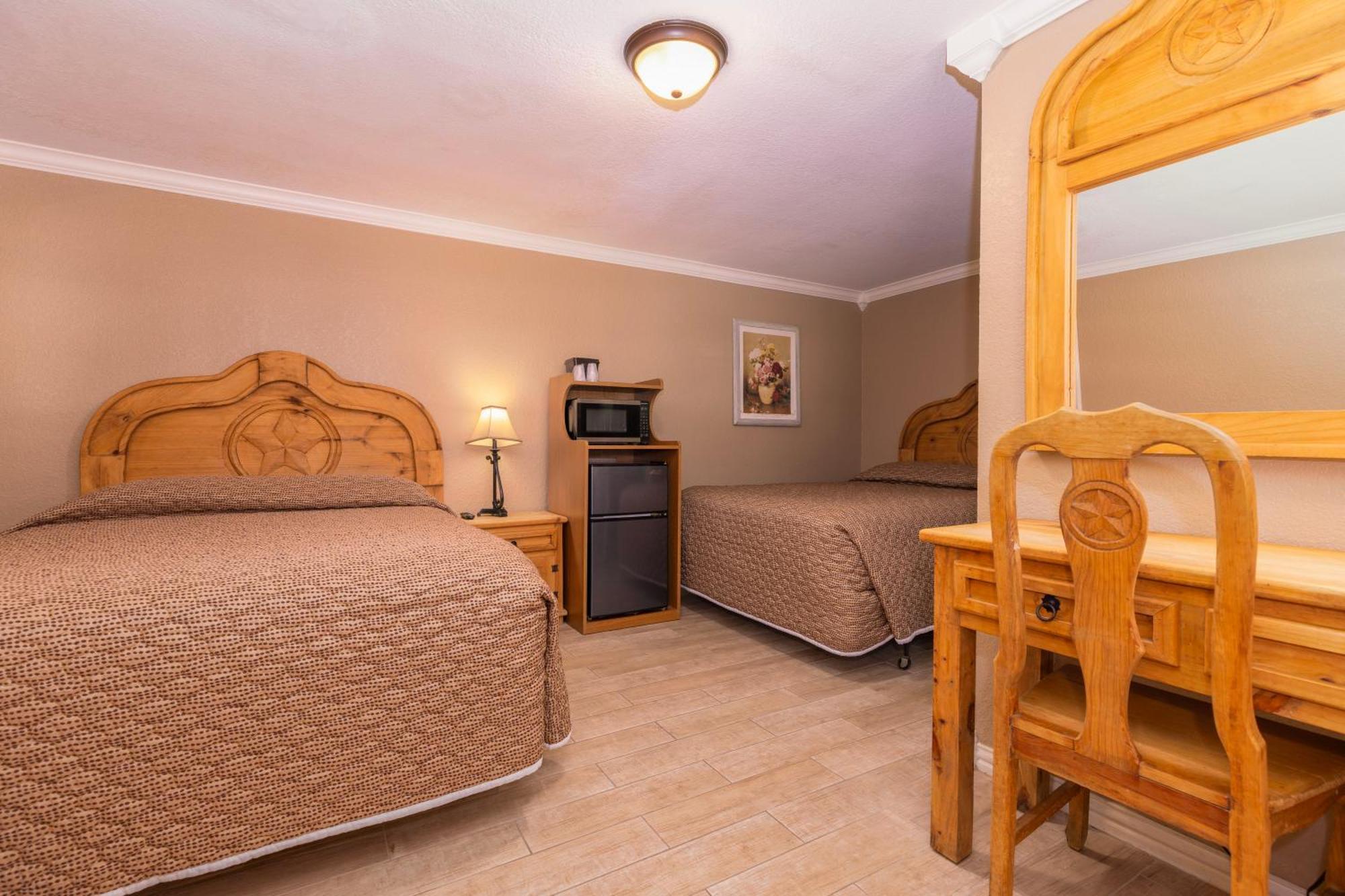 פרדריקסברג Country Inn Motel מראה חיצוני תמונה