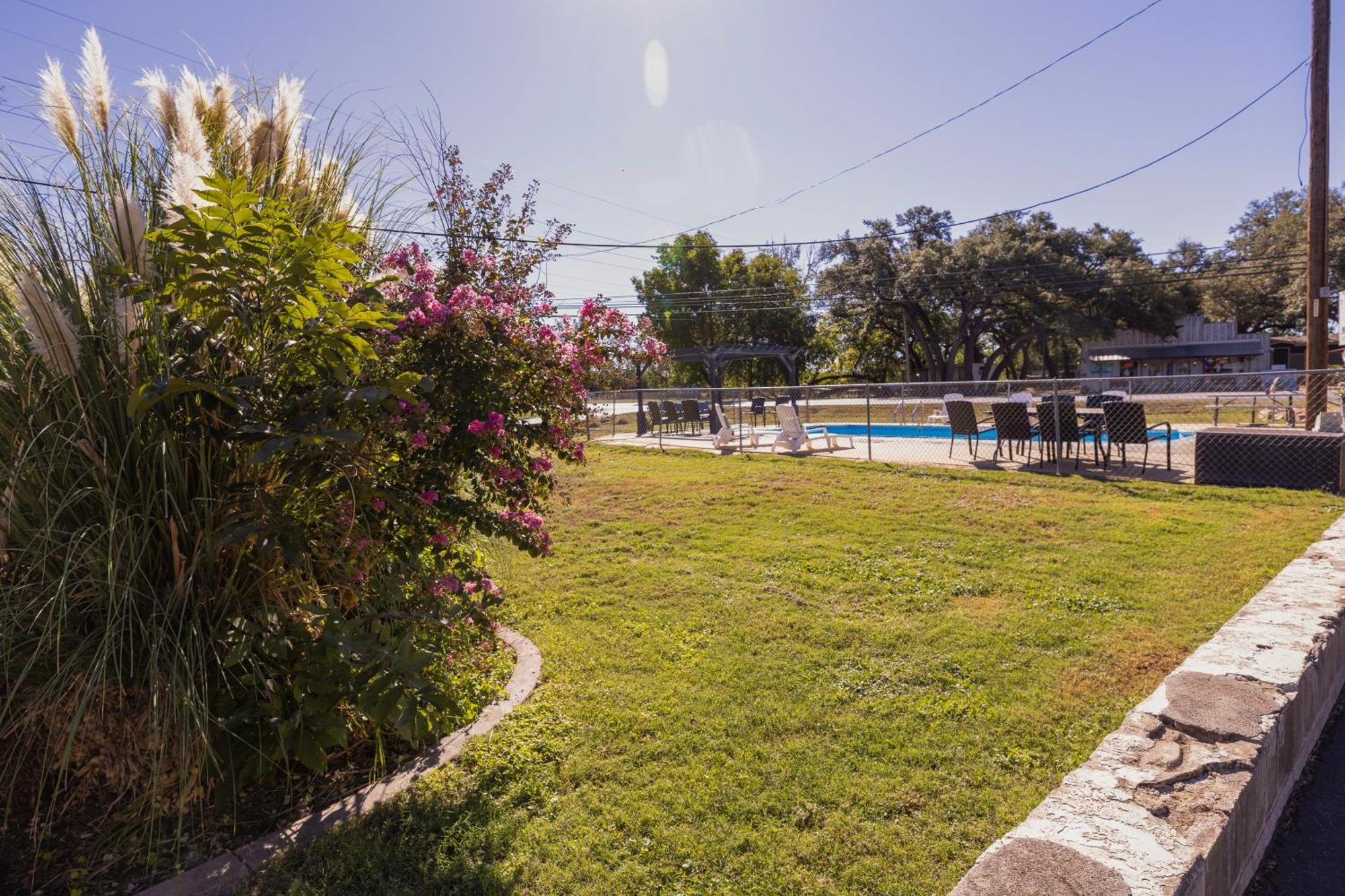 פרדריקסברג Country Inn Motel מראה חיצוני תמונה